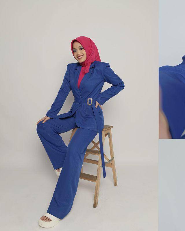 ide outfit one set ala Putri Delina (instagram.com/putridelinaa)