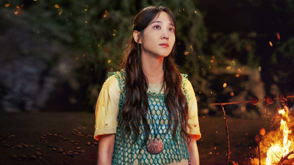 potret Park Eun Bin dalam drakor Castaway Diva (instagram.com/tvn_drama)