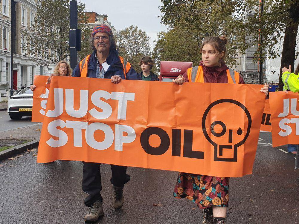 Aktivis Just Stop Oil (twitter.com/@JustStop_Oil)