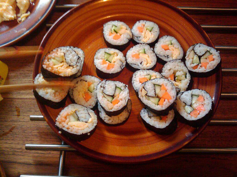 ilustrasi gimbap (commons.wikimedia.org/Jens Ohlig)