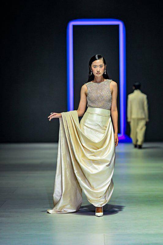 potret koleksi Dewi x San Jober di JFW (dok. Jakarta Fashion Week)