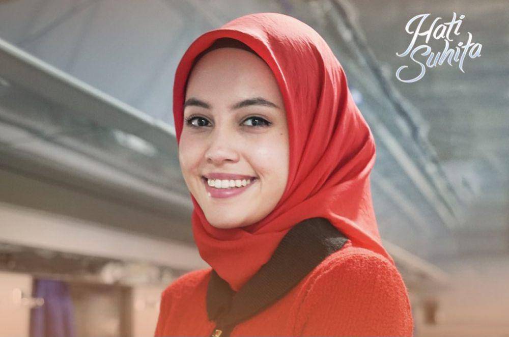 Anggika Bölsterli di film Hati Suhita (dok. Starvision Plus/Hati Suhita)