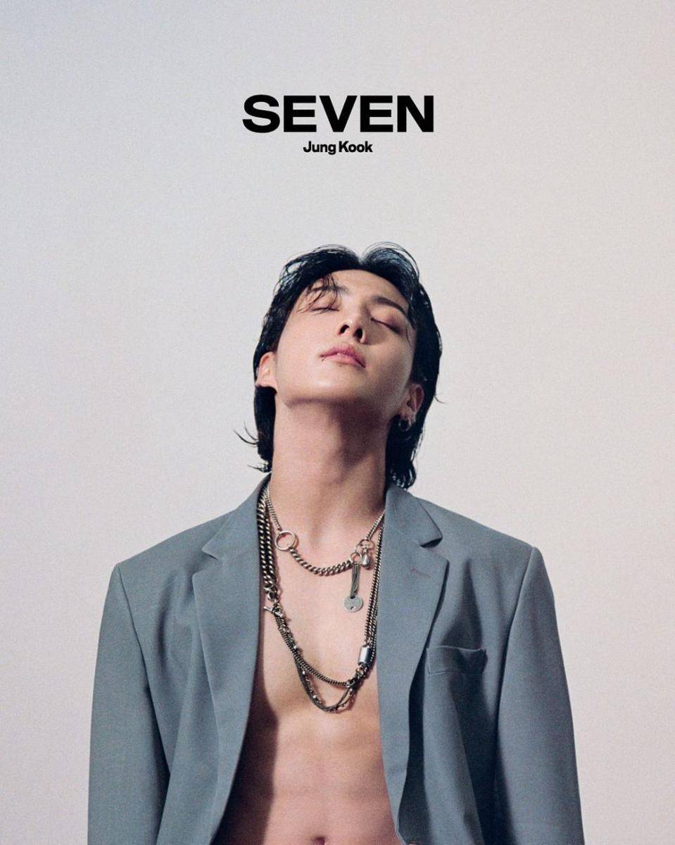 potret Jungkook dalam Concept Photo - ‘Seven’ Campaign Image 07 (instagram.com/bts.bighitofficial)