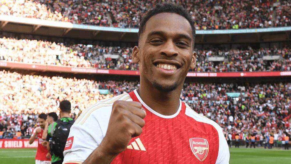 Jurrien Timber (arsenal.com)