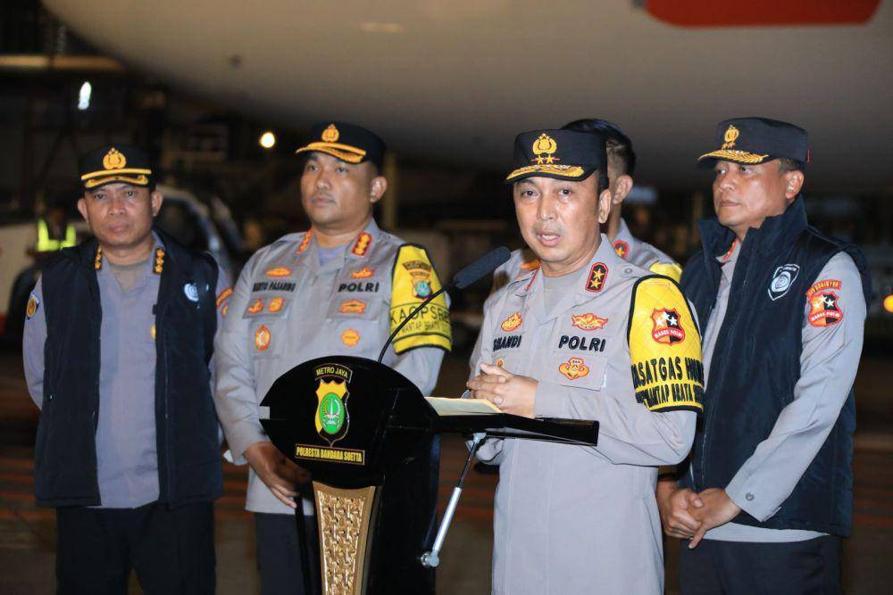 Pesawat ketiga bantuan Indonesia untuk Palestina diberangkatkan, Minggu (6/11/2023). (dok. Humas Polri)