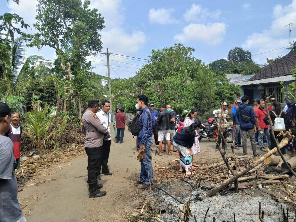 Polisi saat berada di lokasi kejadian. IDN Times/ istimewa