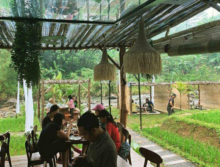 Kopi Tepian Sentul (instagram.com/kopitepian.sentul)