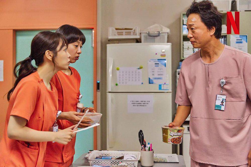 still cuts drama Daily Dose of Sunshine (instagram.com/netflixkr)