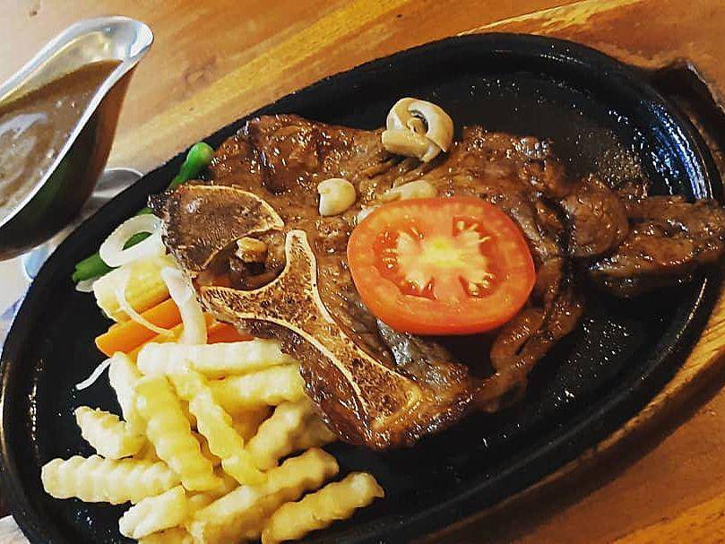 ilustrasi steak di warung steak pasadena (instagram.com/gie_0606)