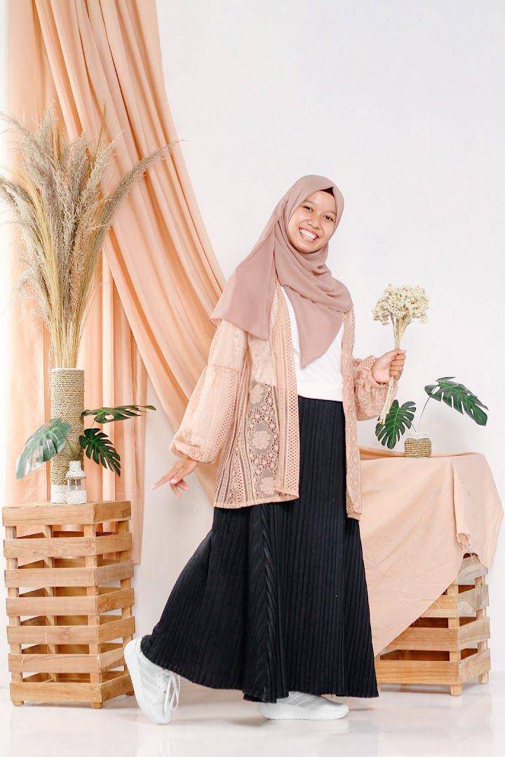 ilustrasi background foto Yellopict Photography. (Google Review/Iqbal Photo)