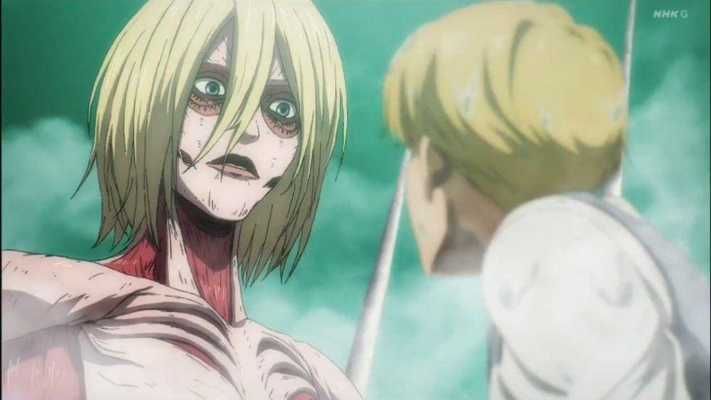 Annie menangkap Armin yang keluar dari mulut titan (Dok. MAPPA/Attack on Titan)