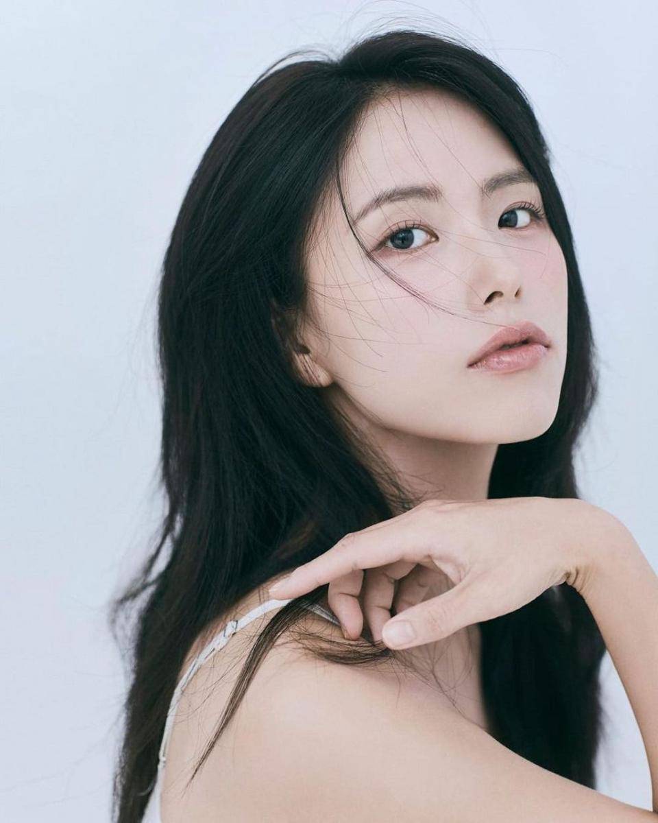 Go Eun Young (instagram.com/ouu.o_watermelon)