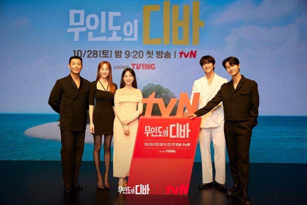 Chae Jong Hyeop dan pemain Castaway Diva (instagram.com/chaejh_)