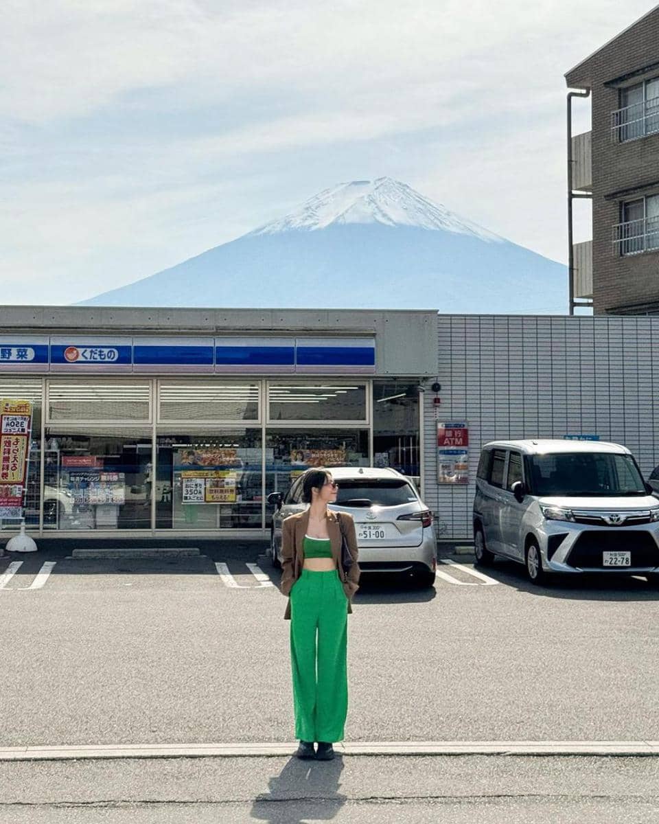 Umiko Tsuchiya (instagram.com/minkumiko)