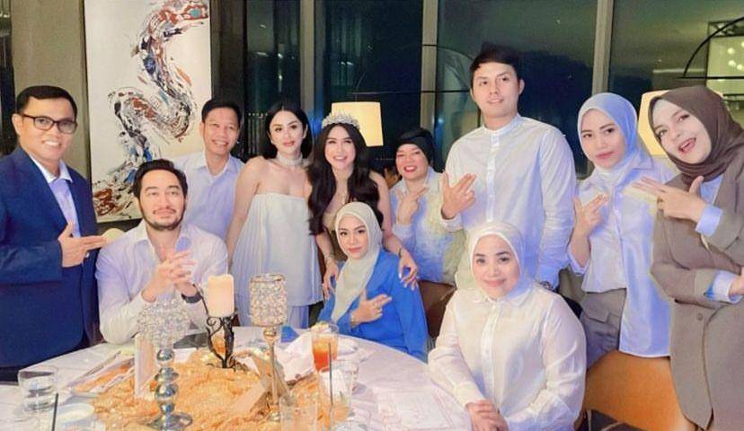 potret artis di pesta ultah ke-41 Bebizie (Instagram.com/opah_faisal)