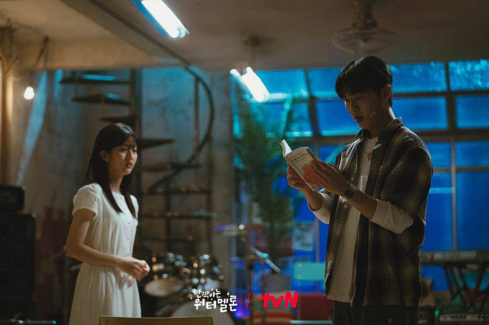 Choi Hyun Wook dan Shin Eun Soo di Twinkling Watermelon (twitter.com/cjndrama)