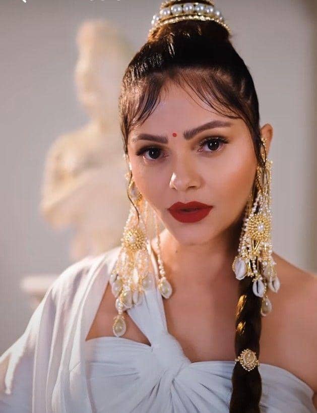 Rubina Dilaik (instagram.com/rubinadilaik)