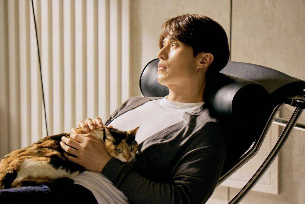 cuplikan Lee Dong Wook di film Single in Seoul (instagram.com/lotteent.movie)