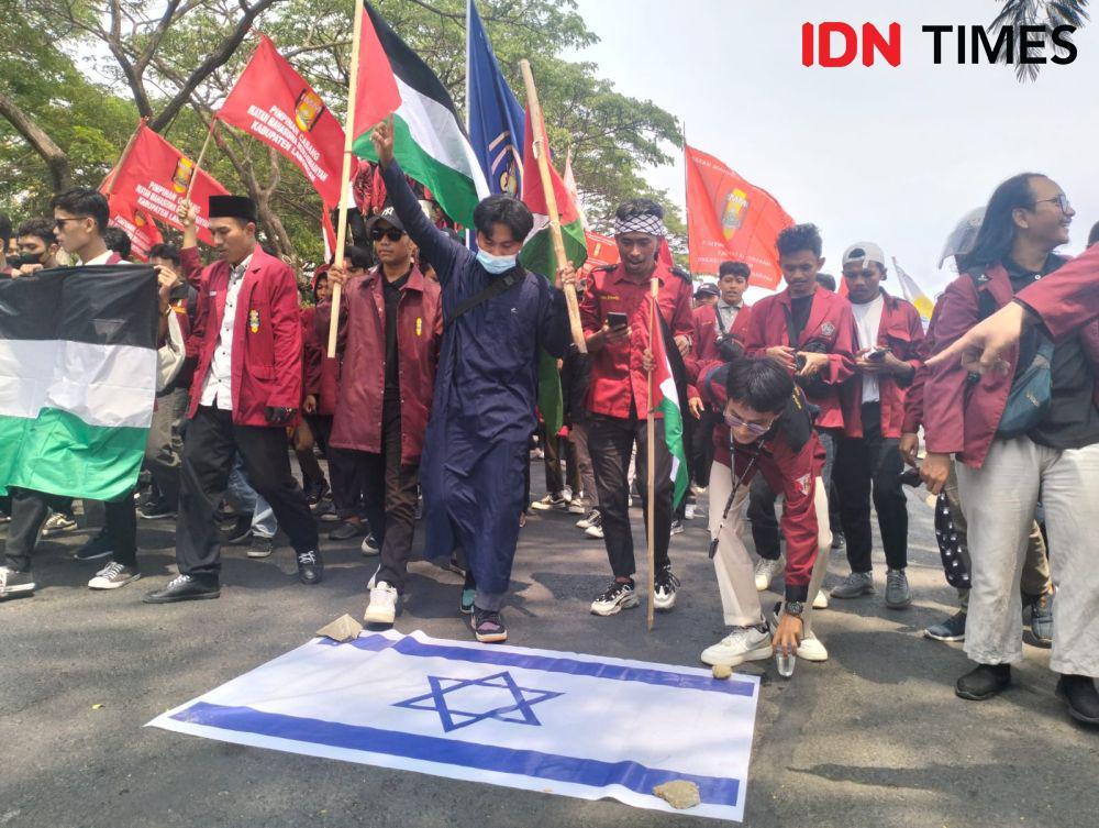 Aksi Mahasiswa IMM Bela Palestina: Usir Amerika!