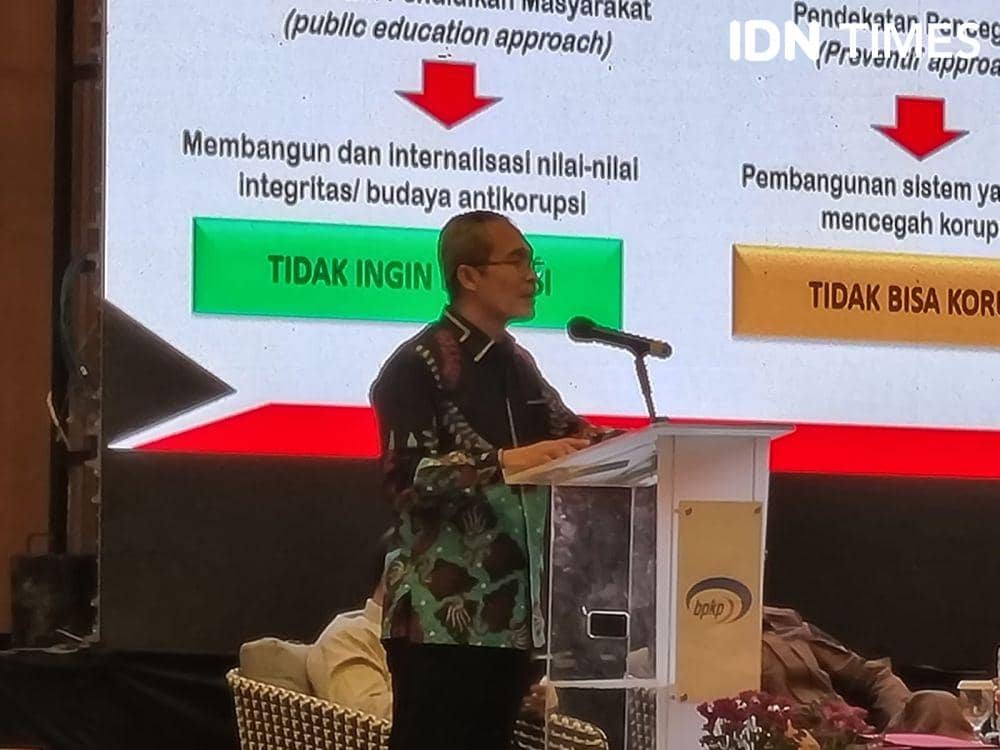Wakil Ketua KPK Alexander Marwata saat di Palembang (IDN Times/Rangga Erfizal)