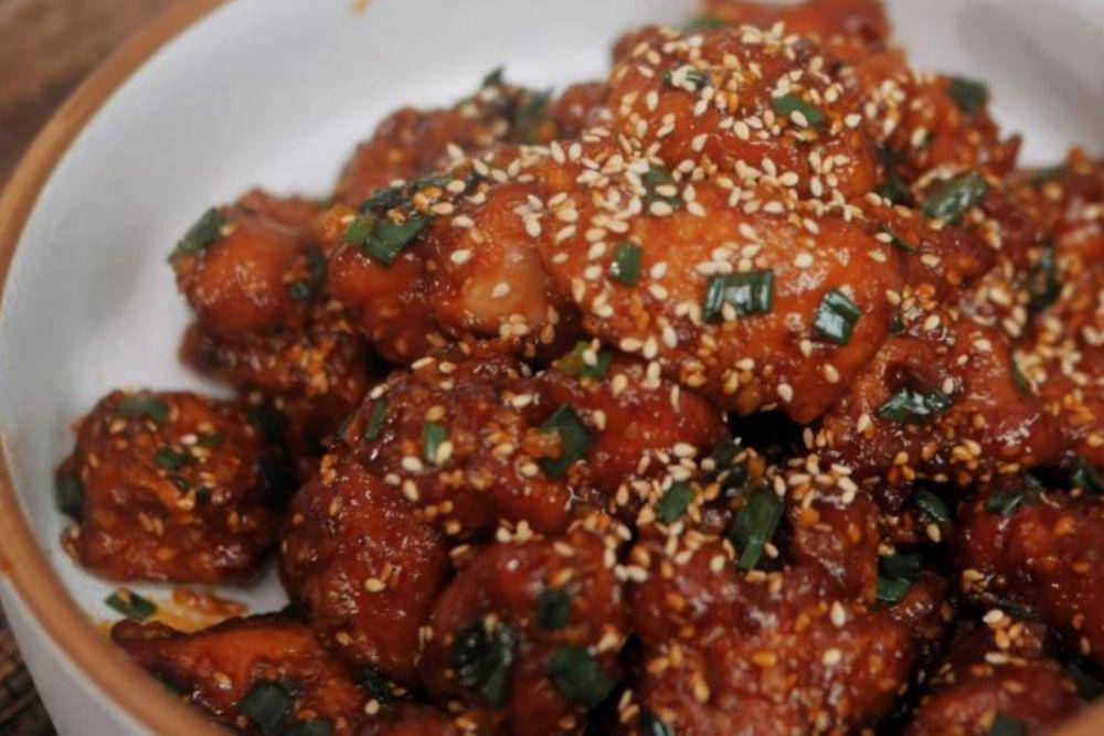honey sesame chicken (YouTube.com/Ade Koerniawan)