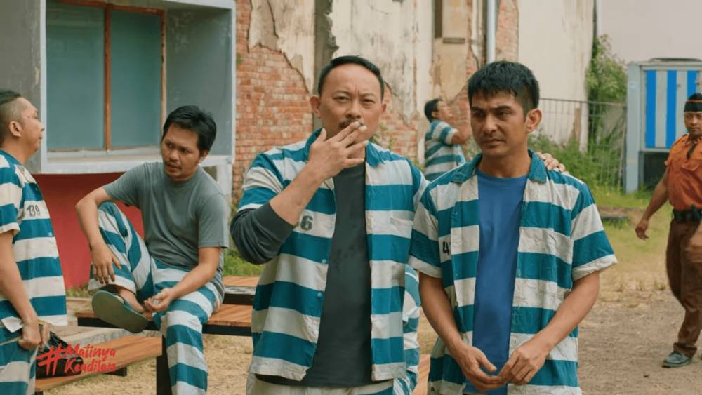 12 Hari (dok. Trilense Films / 12 Hari)