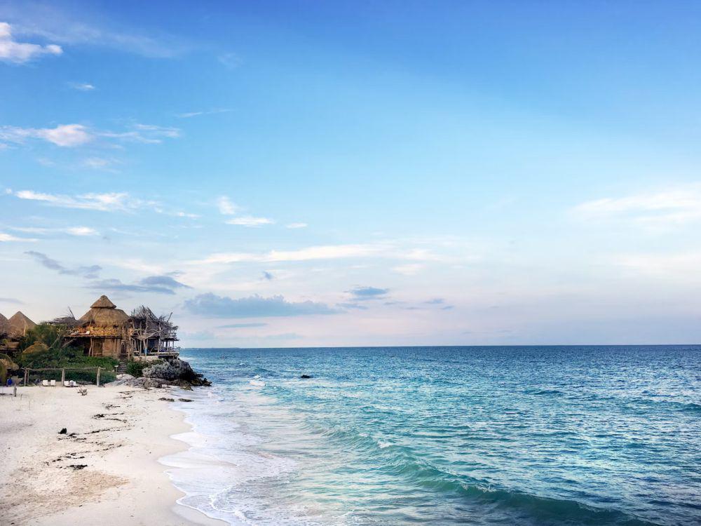 potret Pantai Tulum (unsplash.com/Moon)