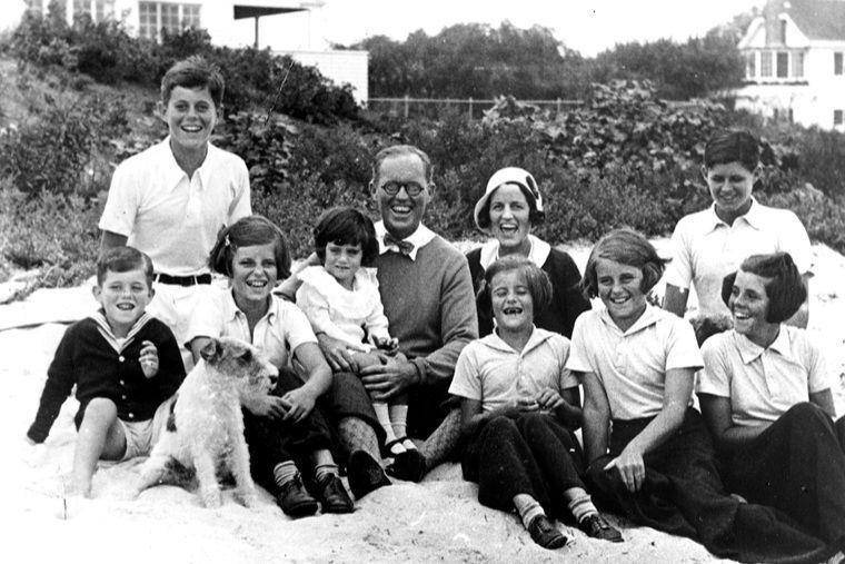 Tragedi Mengerikan yang Menimpa Keluarga Kennedy, Kutukan?