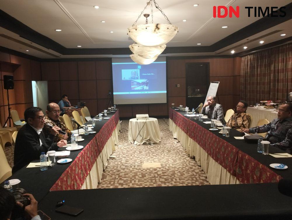 Eks Ketua dan Hakim Prihatin dengan MK Sekarang