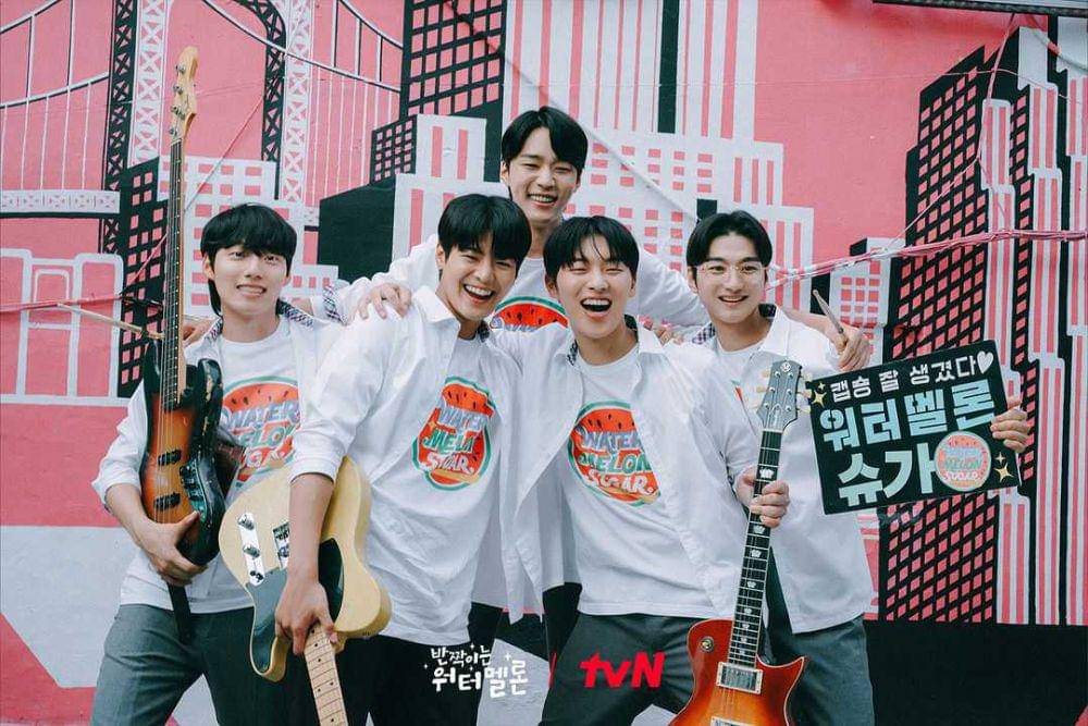 cuplikan drama Twinkling Watermelon (instagram.com/tvn_drama)