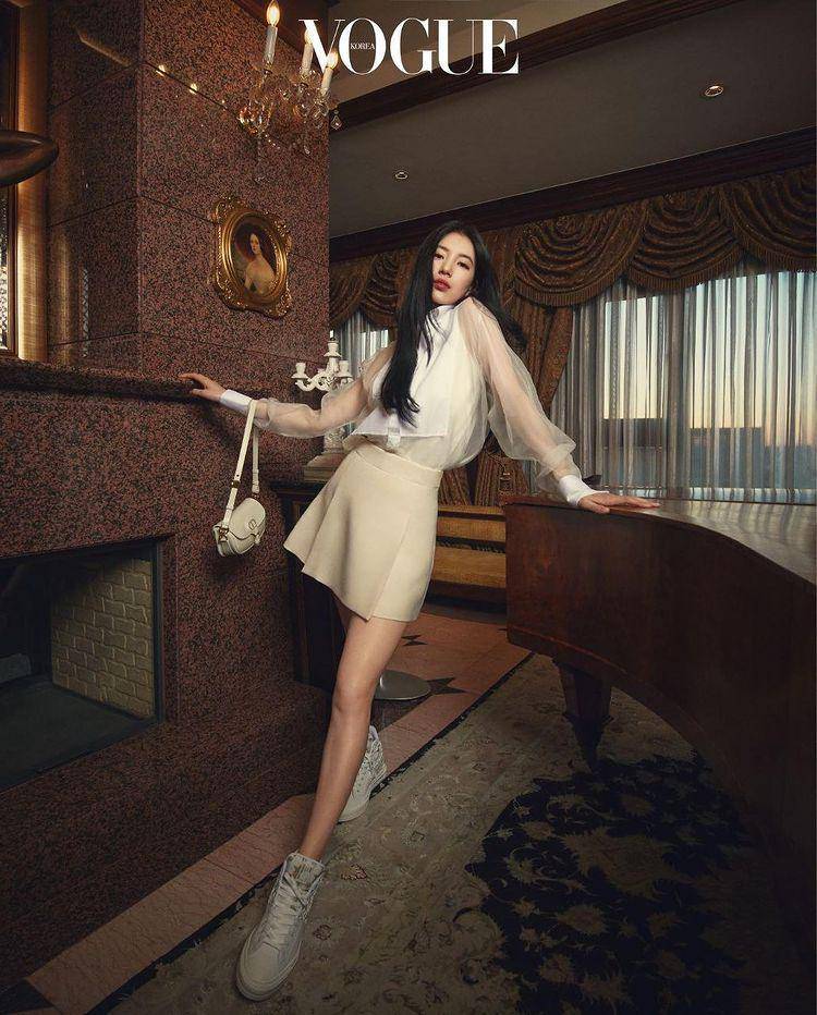 Bae Suzy (instagram.com/skuukzky)