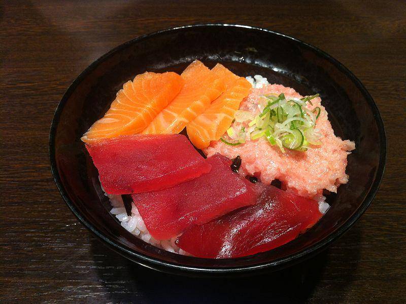 kaisendon (commons.wikimedia.org/nesnad)