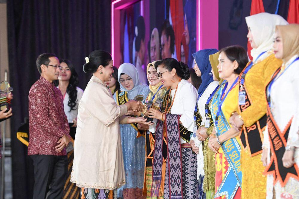 Iriana Jokowi Apresiasi Bunda PAUD Hilangkan Tes Calistung Masuk SD