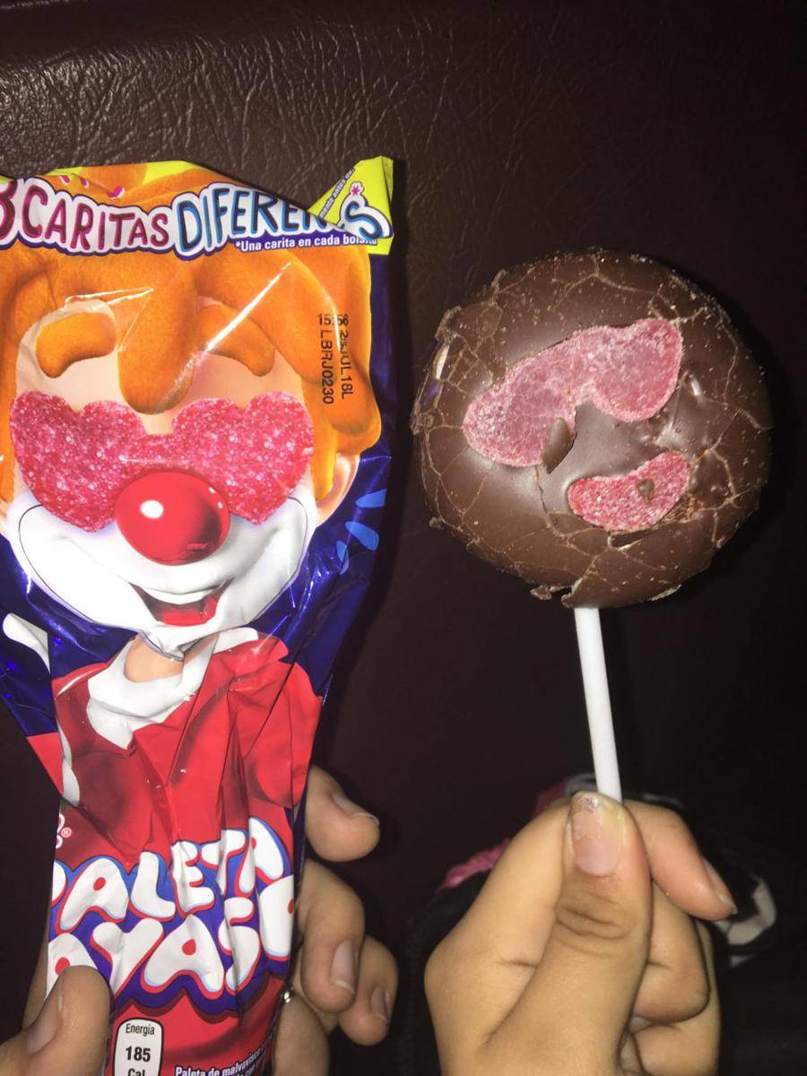 potret bentuk permen lolipop gak sesuai ekspektasi (reddit.com/r/ExpectationVsReality)