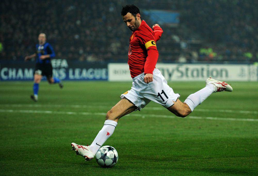 Ryan Giggs (twitter.com/ChampionsLeague)