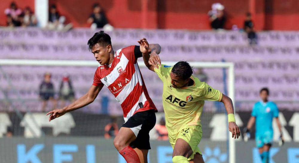 Tumbang Lagi, Madura United Bertekuk Lutut Hadapi Persik