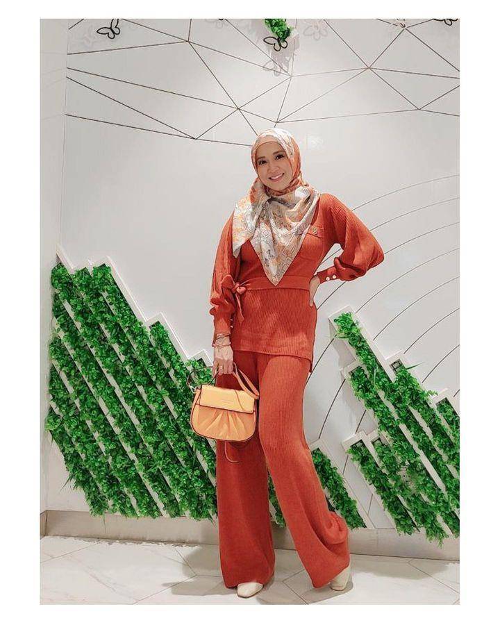 OOTD Okie Agustina (instagram.com/okieagustina_)