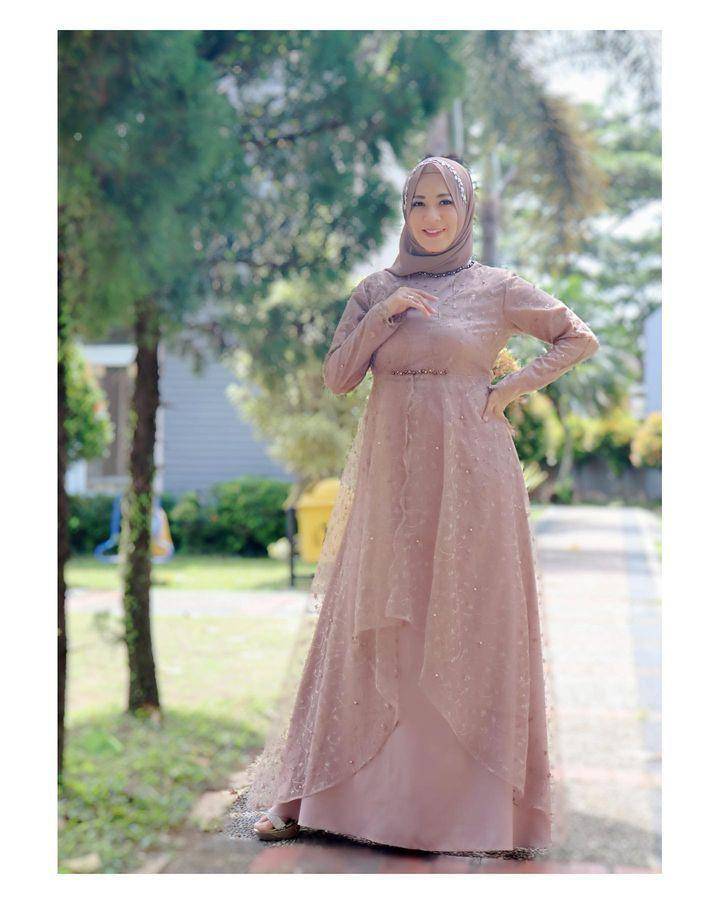 OOTD Okie Agustina (instagram.com/okieagustina_)