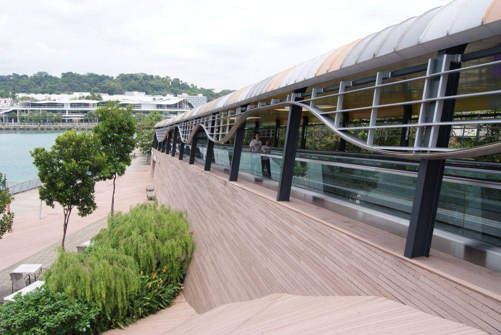 Boardwalk di Sentosa Island (wikimedia.org)