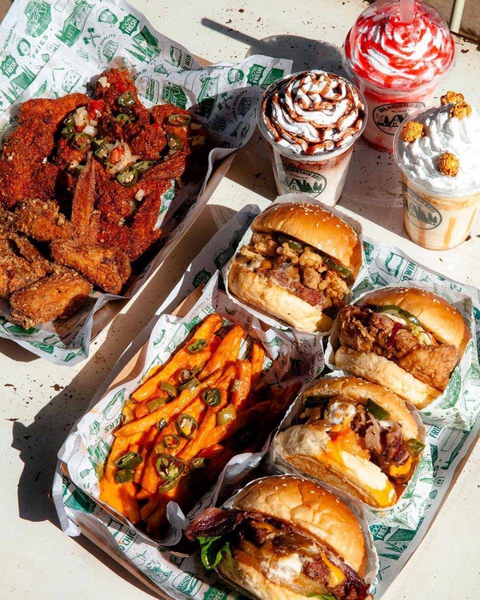 BBQ MOUNTAIN BOYS BURGER (instagram.com/bbqmountainboys_burger)