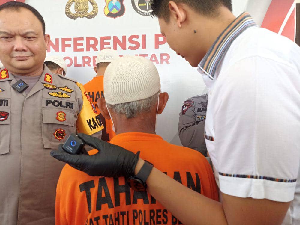 Tersangka saat ditangkap polisi. IDN Times/ istimewa