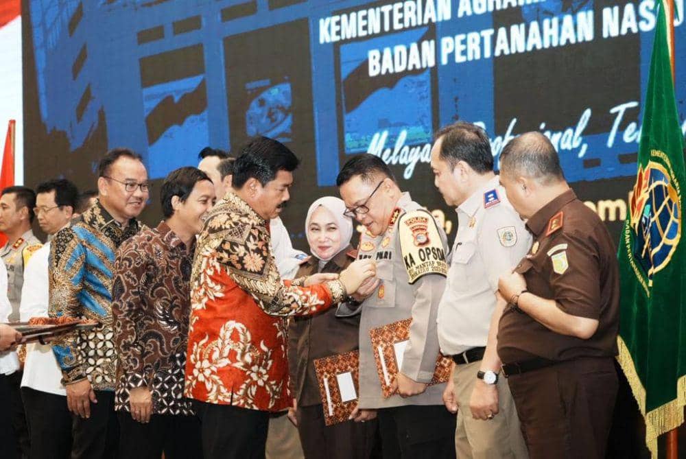 Ungkap 2 Kasus Mafia Tanah, Polda Lampung Diganjar Pin Emas Menteri BPN