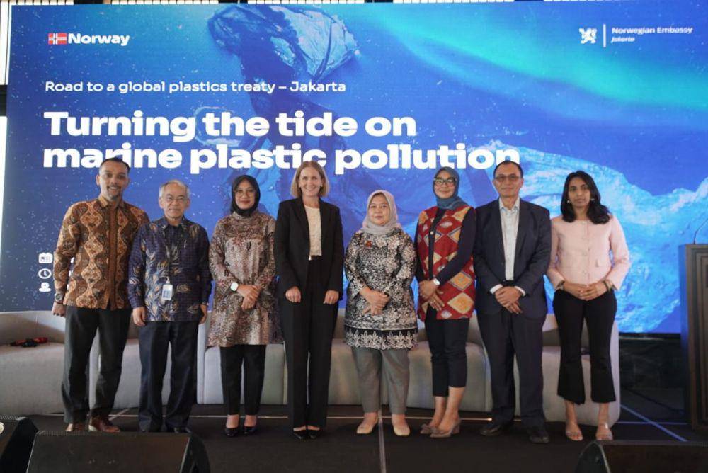 Komitmen Pemerintah Kabupaten Banyuwangi bersama Pemerintah Norwegia untuk mengatasi sampah plastik terus ditingkatkan. (Dok. Pemkab Banyuwangi)