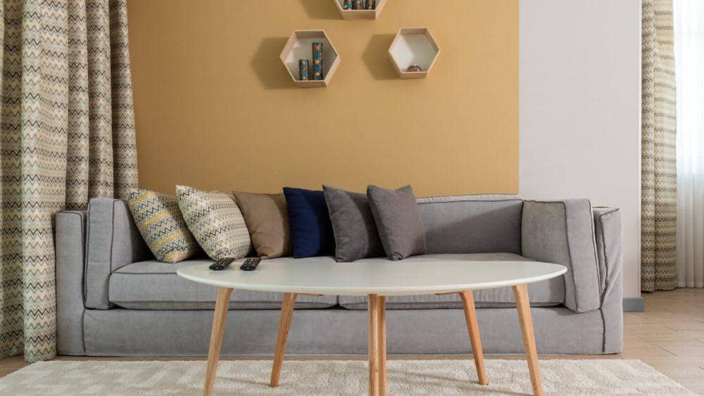 8 Inspirasi Ruang Tamu Nuansa Grey, Gak Bikin Bosan