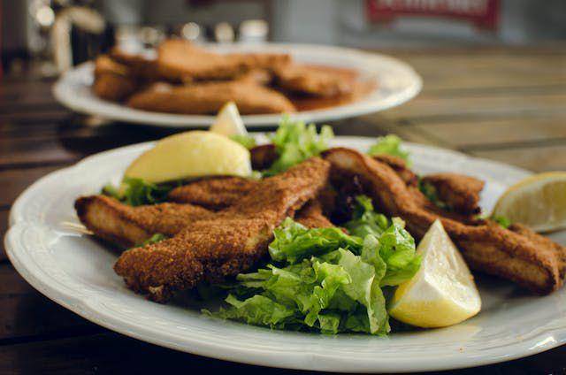 ayam goreng santan (pexels.com/Nicolas Postiglioni)