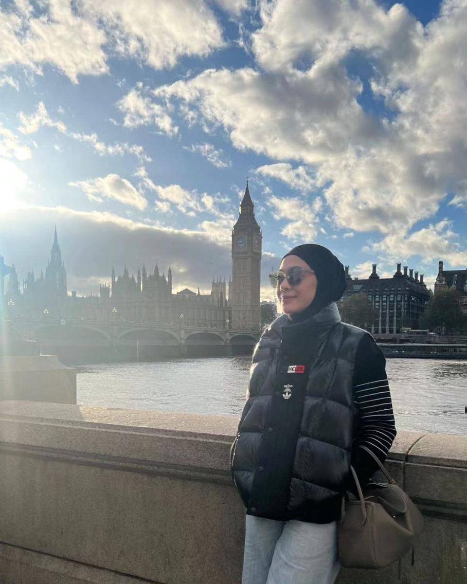 potret Dian Ayu Lestari di London (instagram.com/dianayulestari)