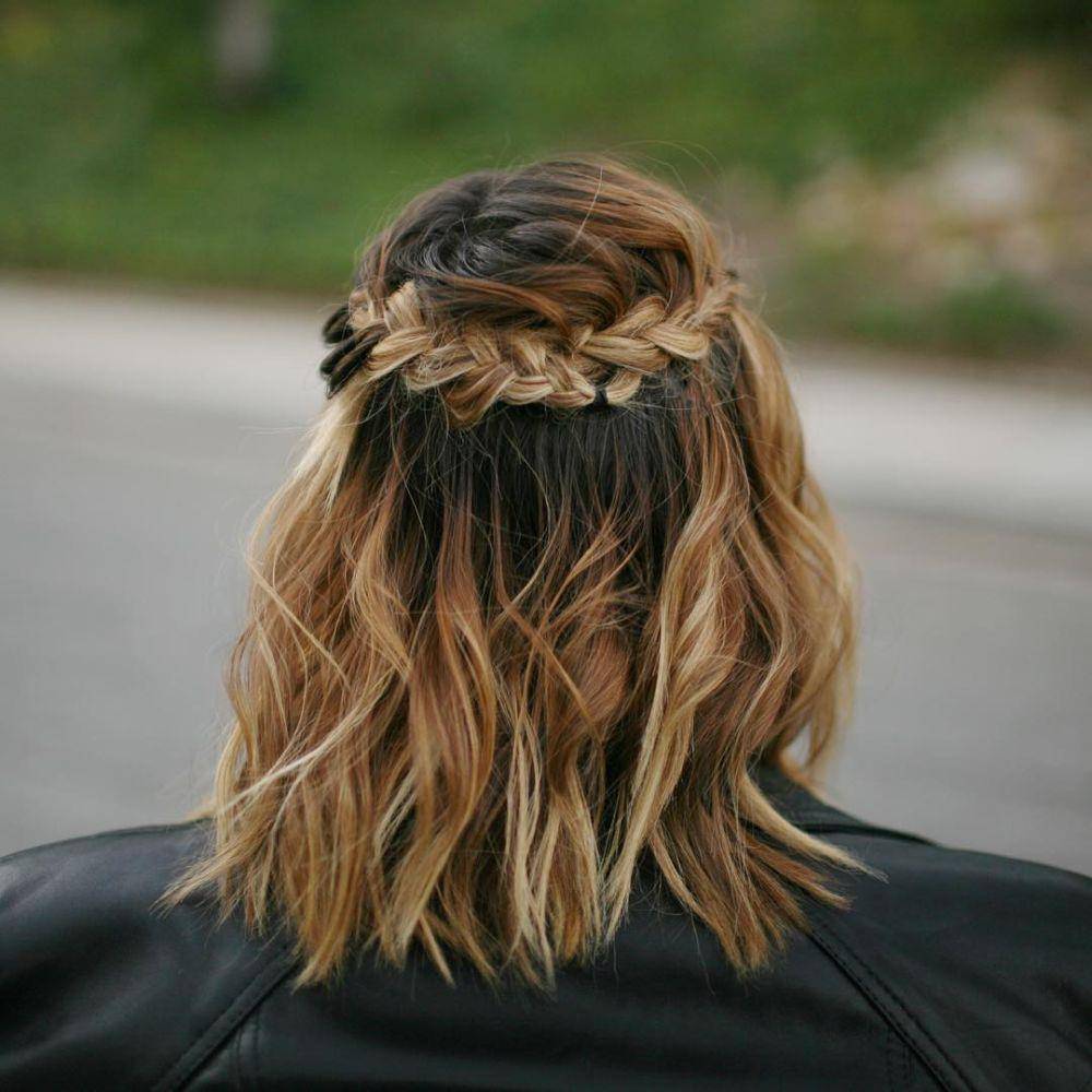 Rambut pendek kepang. (instagram.com/stylemesamira)