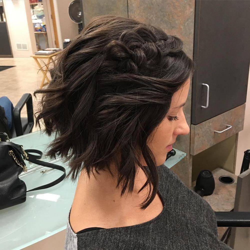 Rambut pendek kepang. (instagram.com/shelbyweatherholtzhair)