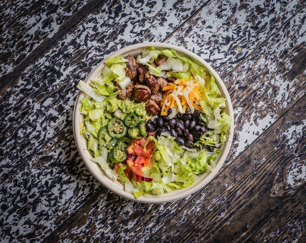 ilustrasi salad (pexels.com/Cristina Gonzalez)