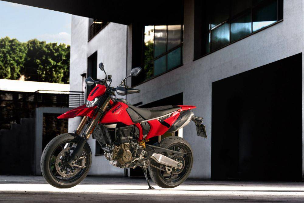 Ducati Hypermotard 698 Mono dihadirkan (Ducati)